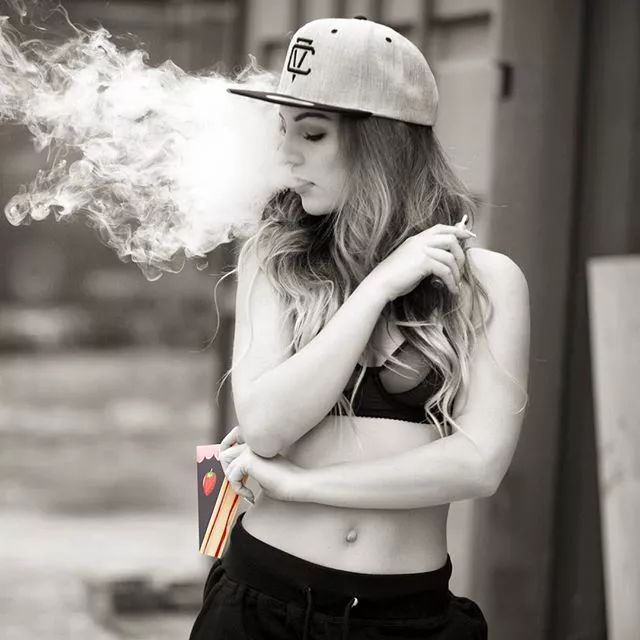 Hướng dẫn sạc pin Vape an toàn cho các đồng khói